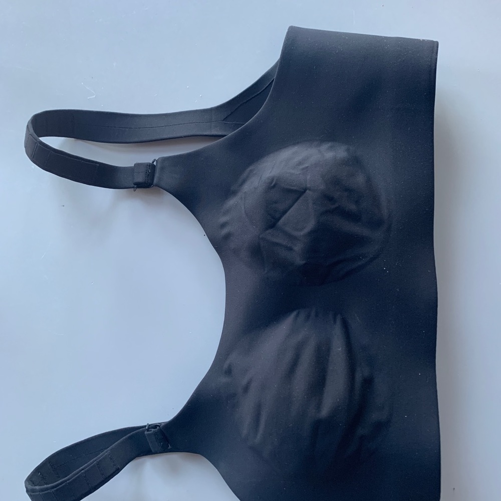 Lululemon Sports Bra 32D Black